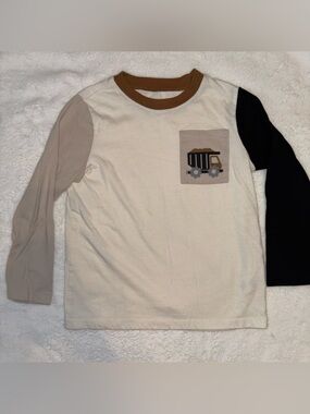 Garanimals Cream Colorblock Long Sleeve Tee with Truck Pocket